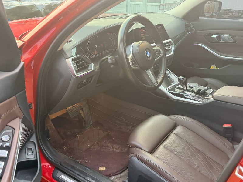 青岛22年宝马3系4