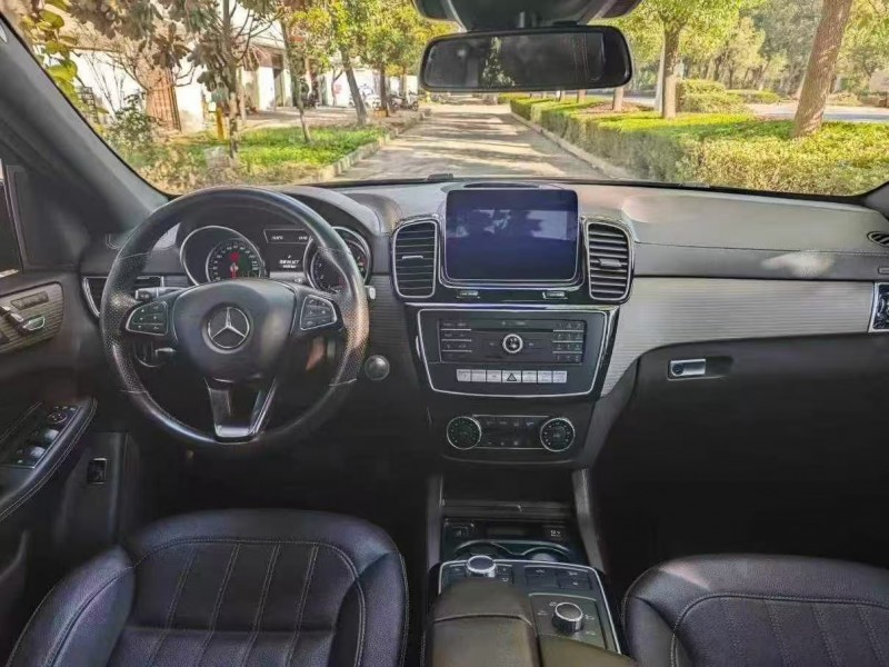 襄阳19年奔驰GLE6