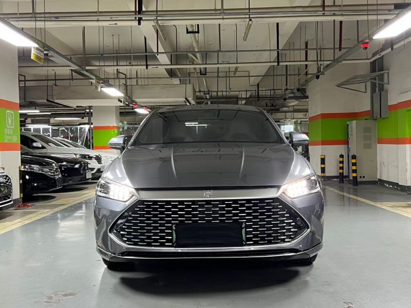 成都24年比亚迪秦1