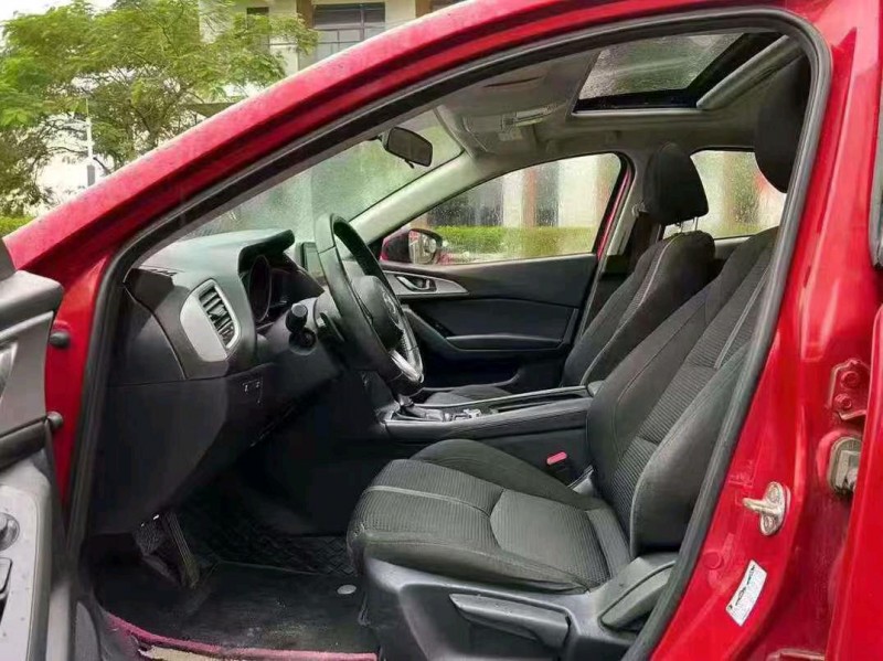 广州18年马自达昂克赛拉8