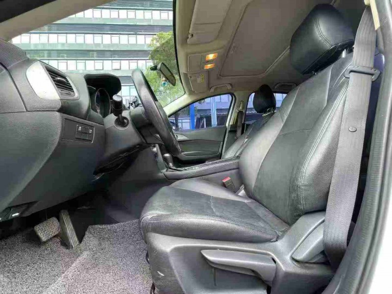 东莞17年马自达昂克赛拉6