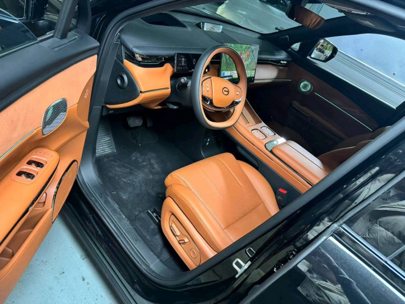 成都25年传祺向往S73