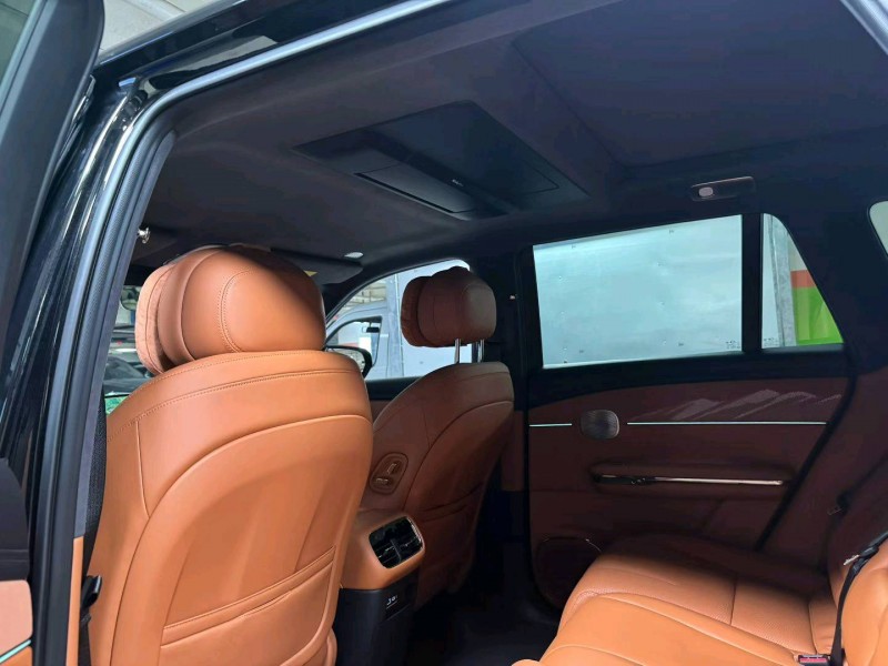 成都25年传祺向往S75