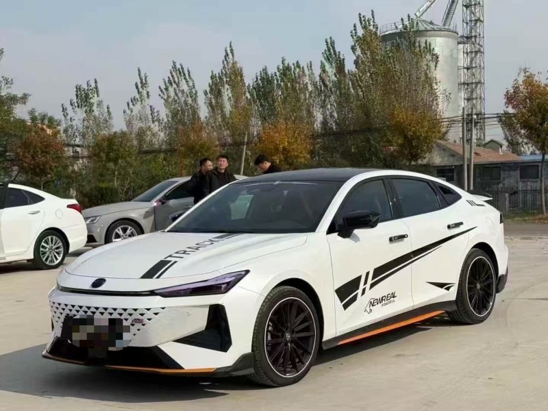 菏泽25年长安汽车UNI3