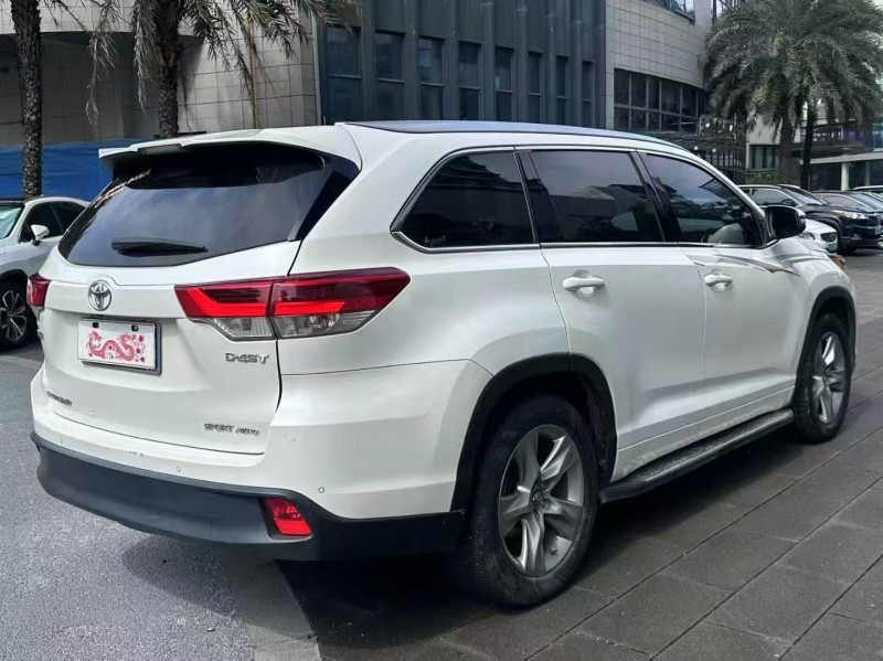 佛山21年丰田汉兰达7