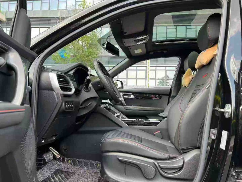 东莞22年起亚智跑6