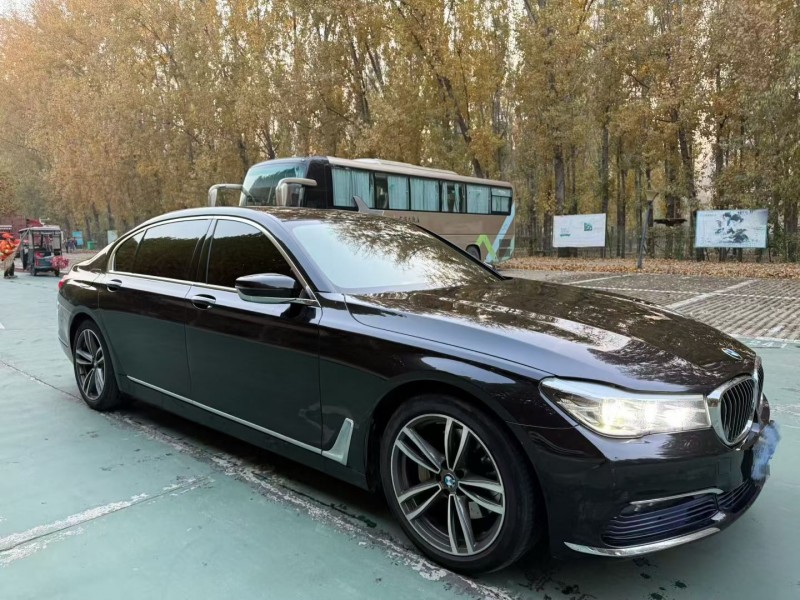 秦皇岛17年宝马7系2