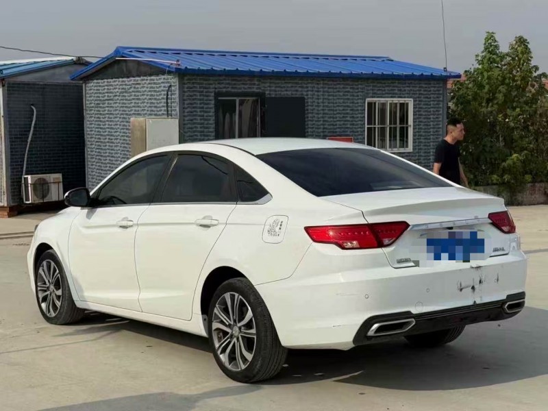 菏泽20年吉利帝豪8