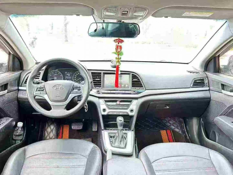 东莞17年现代领动6