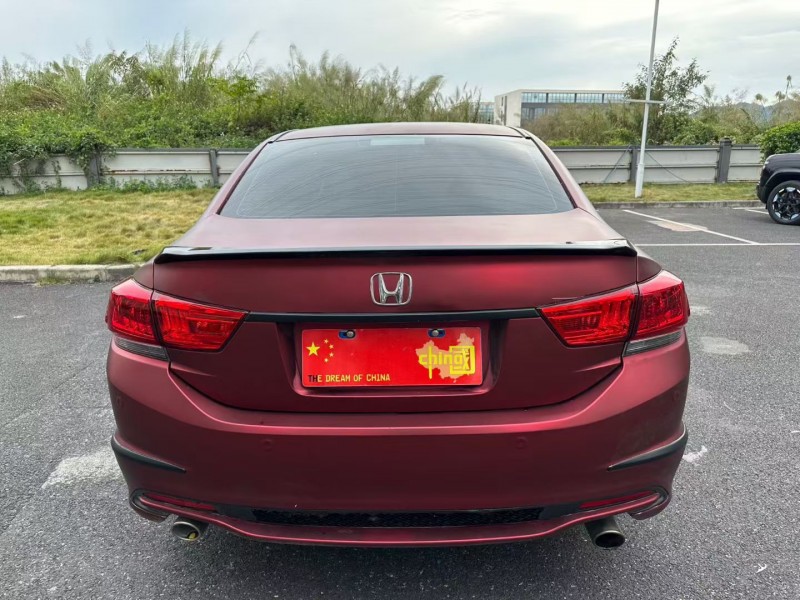 广州16年本田思铂睿5