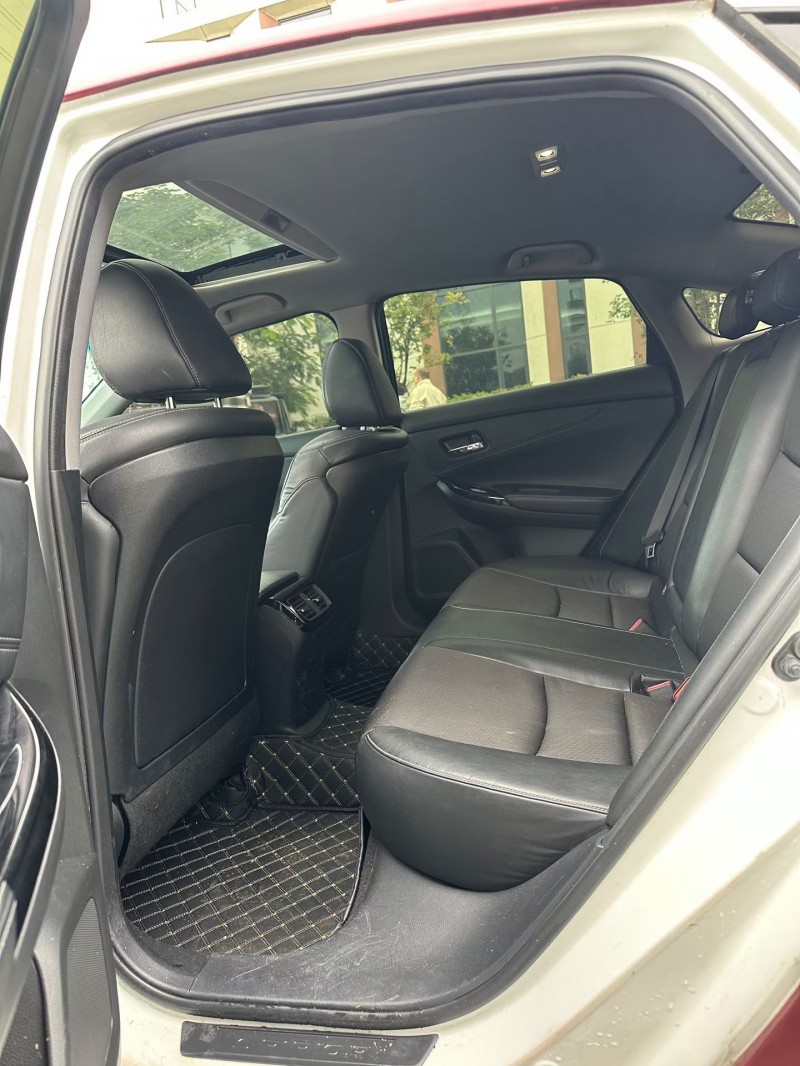 广州16年本田思铂睿6