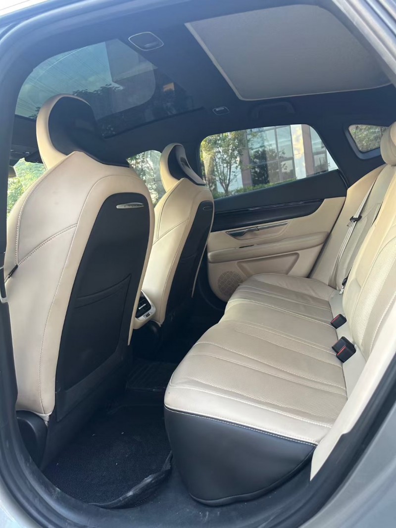 广州20年小鹏汽车p76