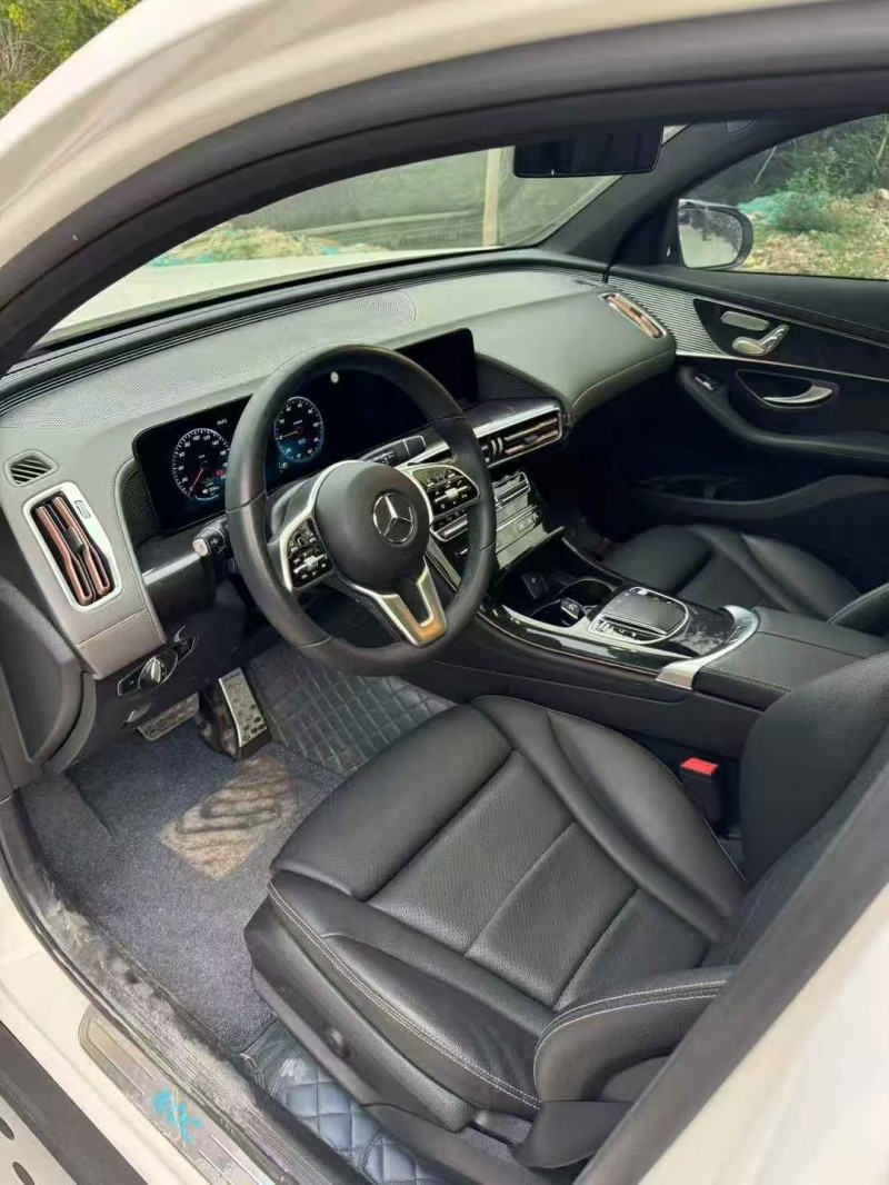 广州22年奔驰EQC4