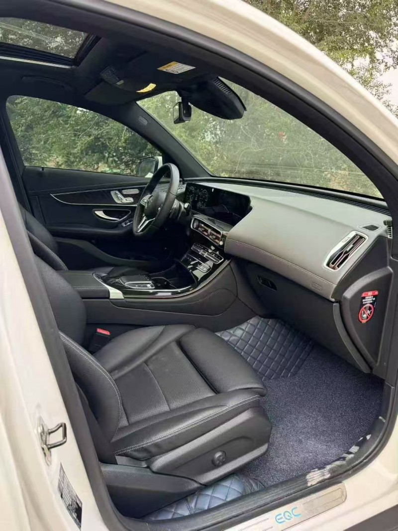 广州22年奔驰EQC5