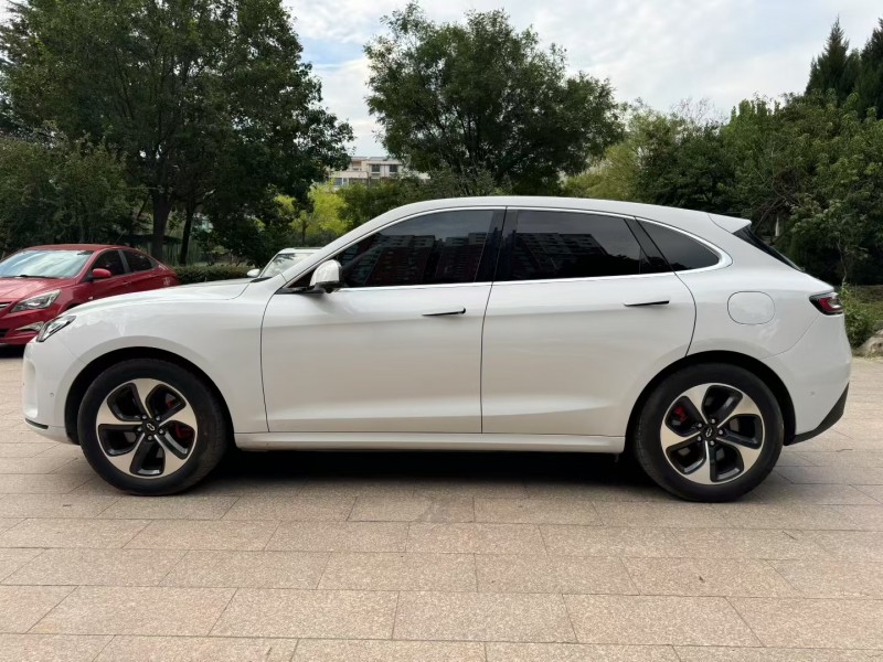 邢台23年华为智选问界4