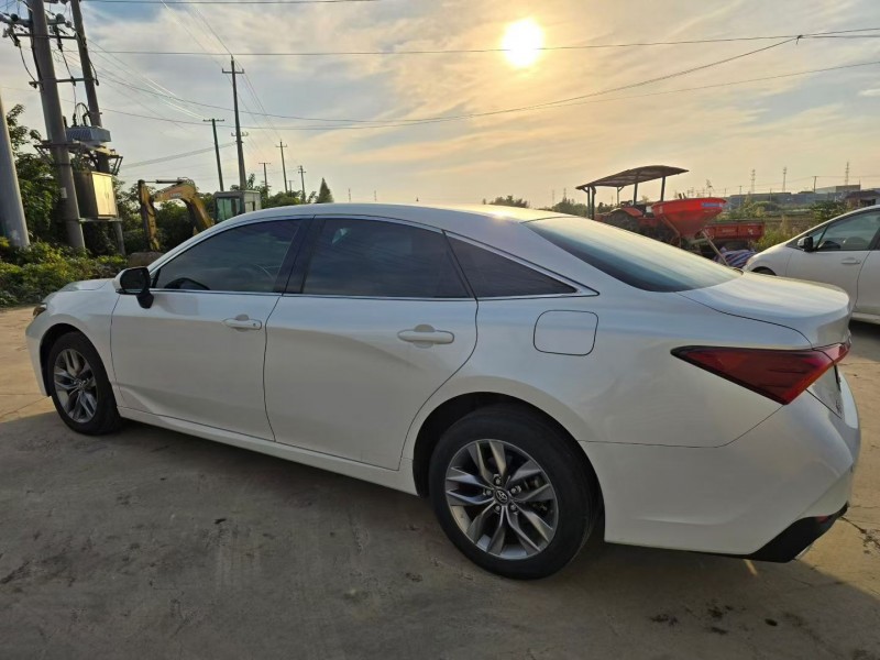 苏州21年丰田亚洲龙7