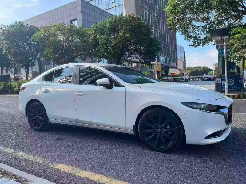 东莞22年马自达昂克赛拉2