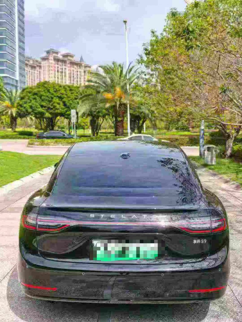 台州25年华为智选享界4