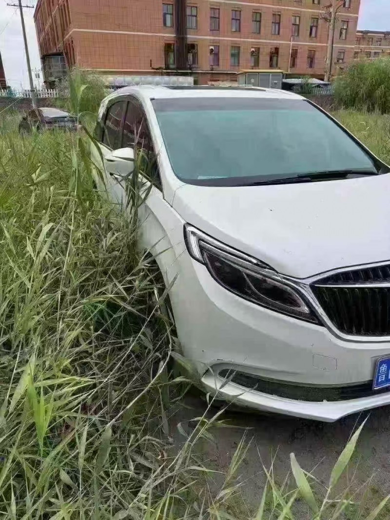 东莞18年别克GL82