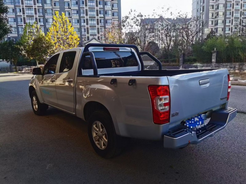 潍坊22年五十铃瑞迈9