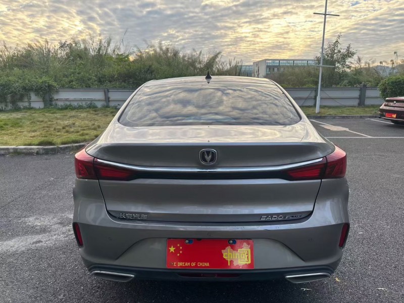 广州20年长安汽车逸动5