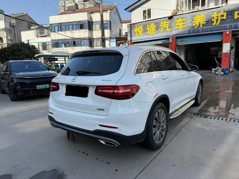 南通17年奔驰GLC9