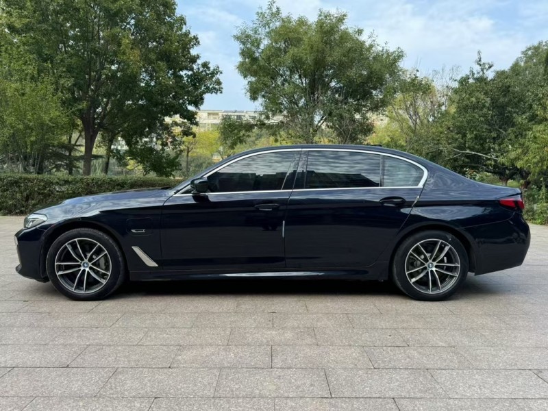 邢台21年宝马5系4