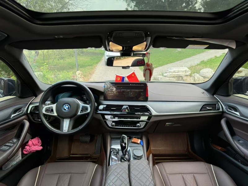 邢台21年宝马5系8