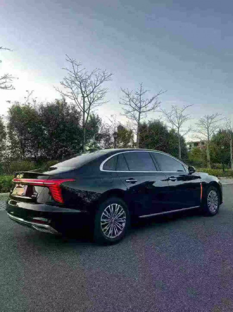 三明24年红旗H56