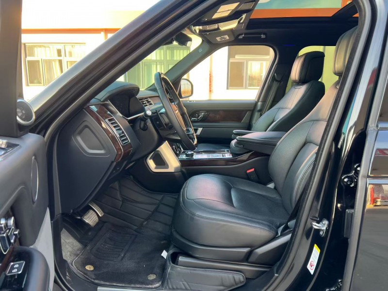 唐山23年路虎揽胜行政3