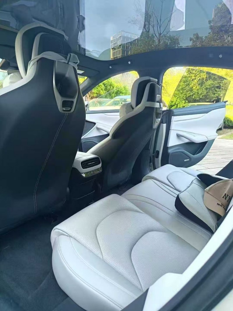 佛山25年小米SU74