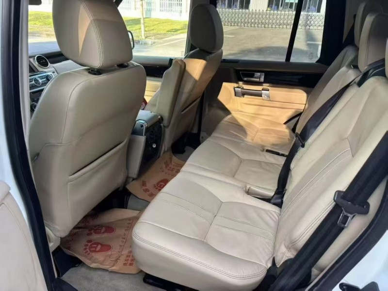 重庆12年路虎发现5