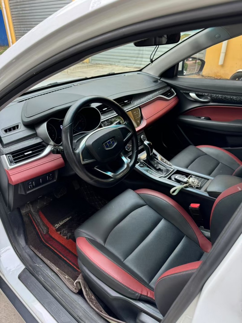 邢台20年吉利远景3