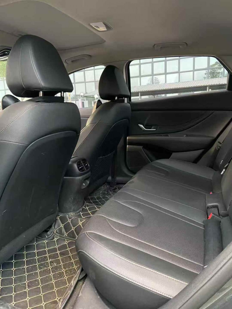 东莞23年现代伊兰特4