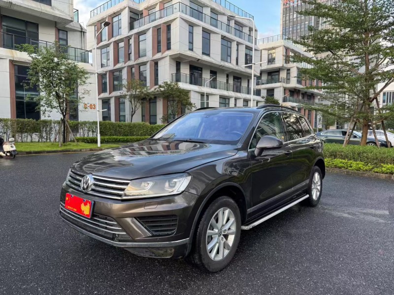 广州16年大众途锐2