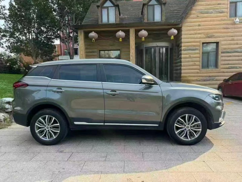 邢台20年吉利博越2