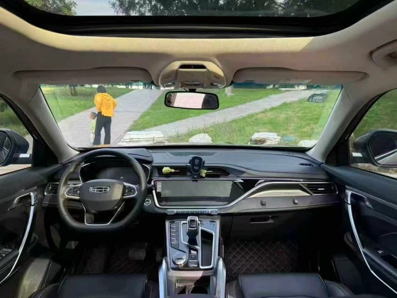 邢台20年吉利博越4