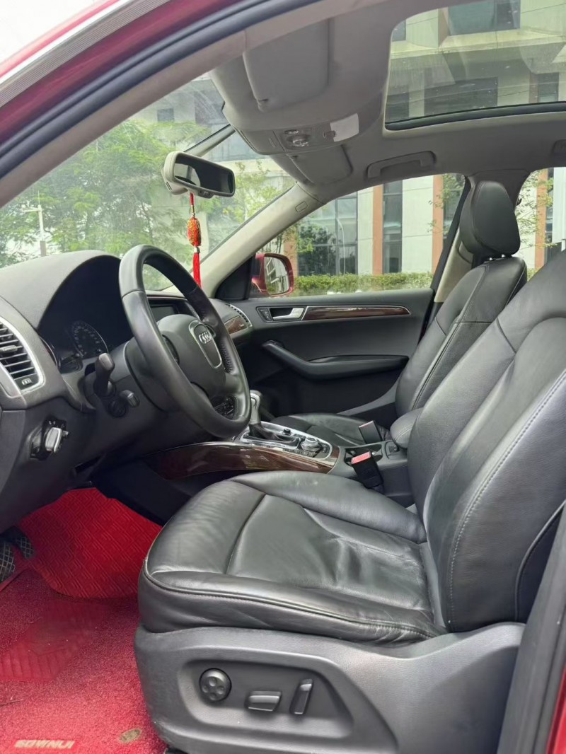 广州12年奥迪Q55