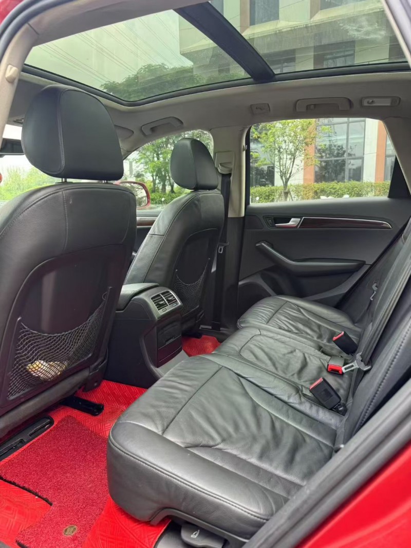 广州12年奥迪Q56