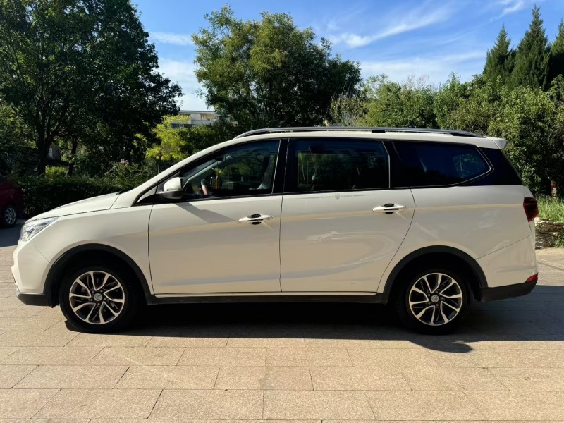 邢台22年宝骏7305