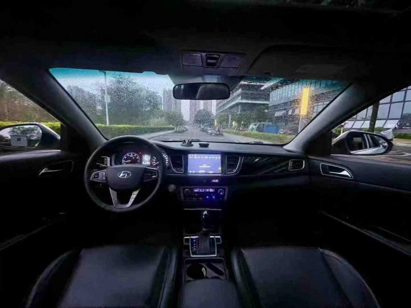 东莞15年现代名图4