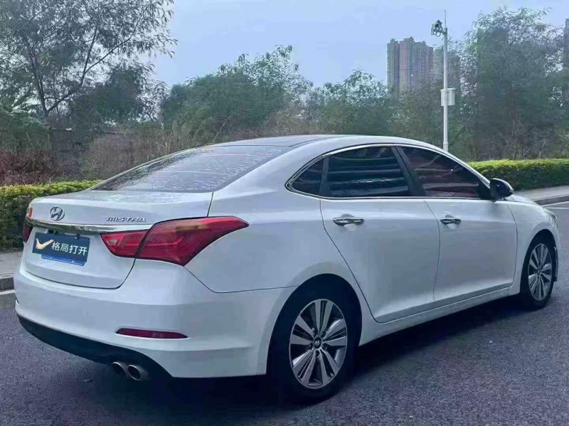 东莞15年现代名图8