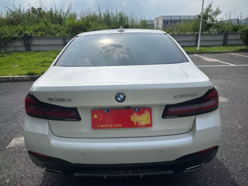 广州23年宝马5系9