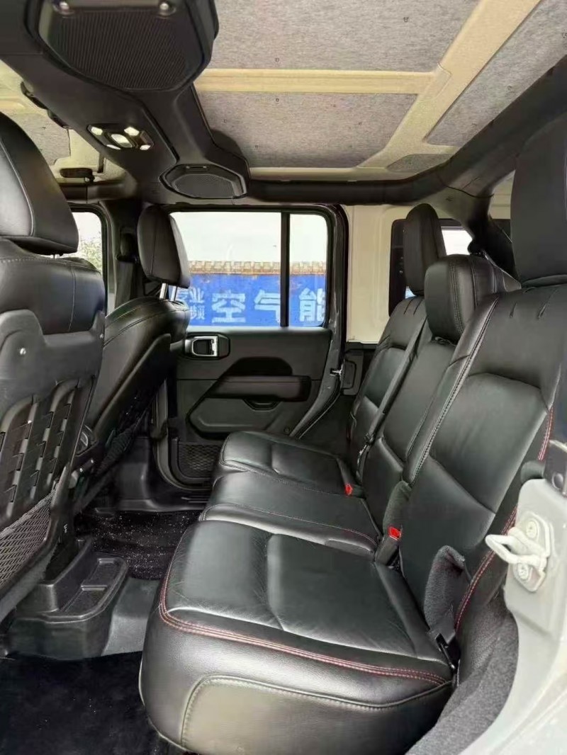 菏泽21年Jeep牧马人3