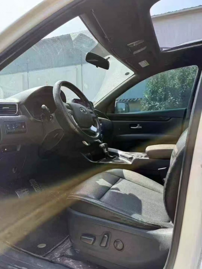 菏泽19年起亚KX74