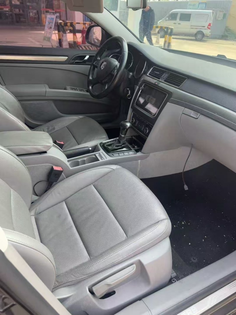 菏泽15年斯柯达速派4