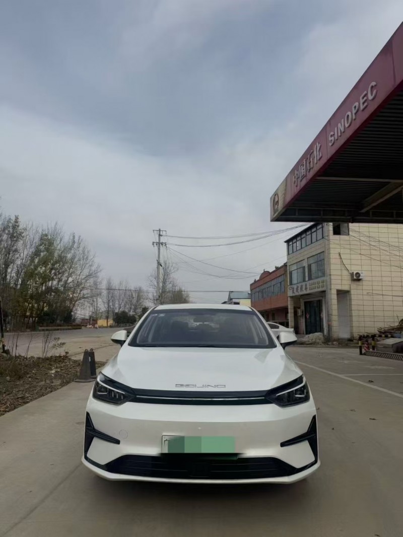 菏泽25年北汽新能源EU系列1