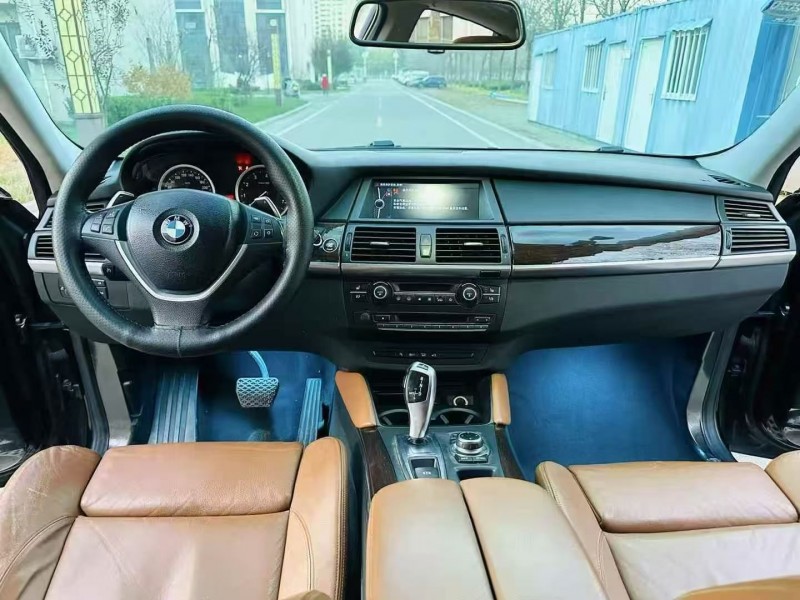 淄博12年宝马X64