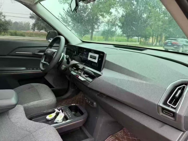 菏泽24年起亚EV55