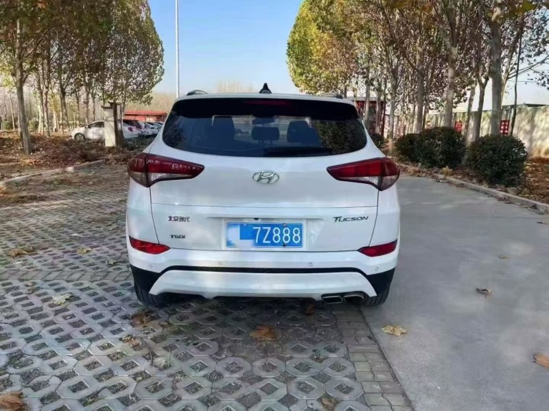 潍坊18年现代途胜9